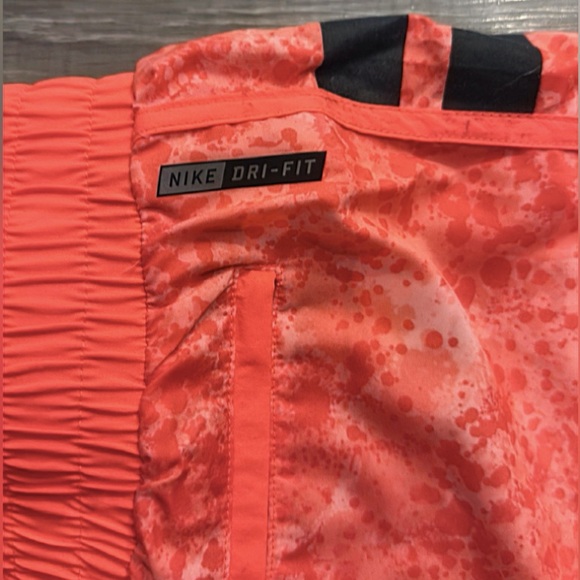 Women’s surf shorts by Hurley featuring a collab with Nike Dri-Fit. Size Medium. - Picture 3 of 6